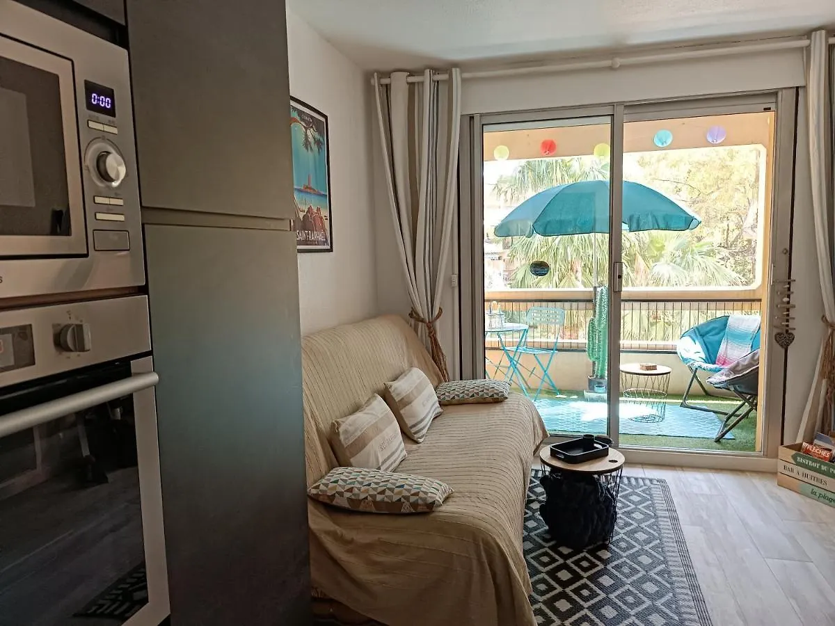 Apartment Studio Paradise Entre Mer Et Pins Saint-Raphael